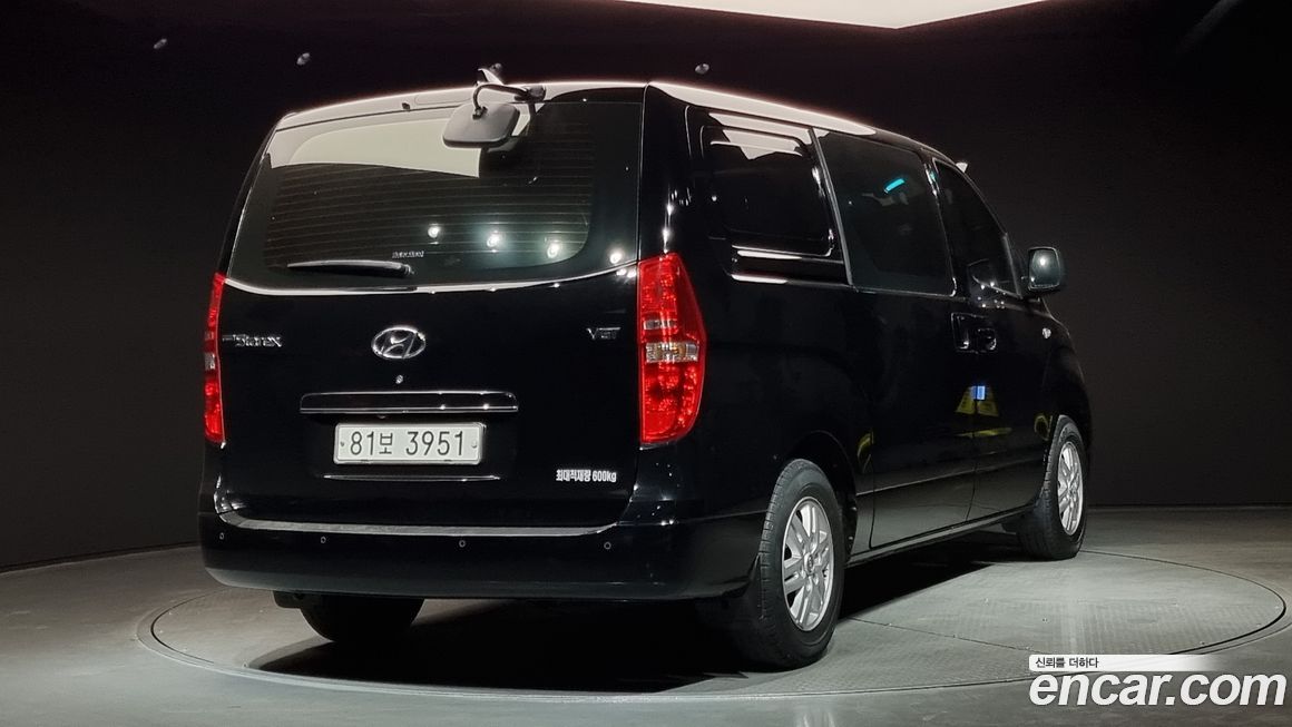 Hyundai Starex 2021