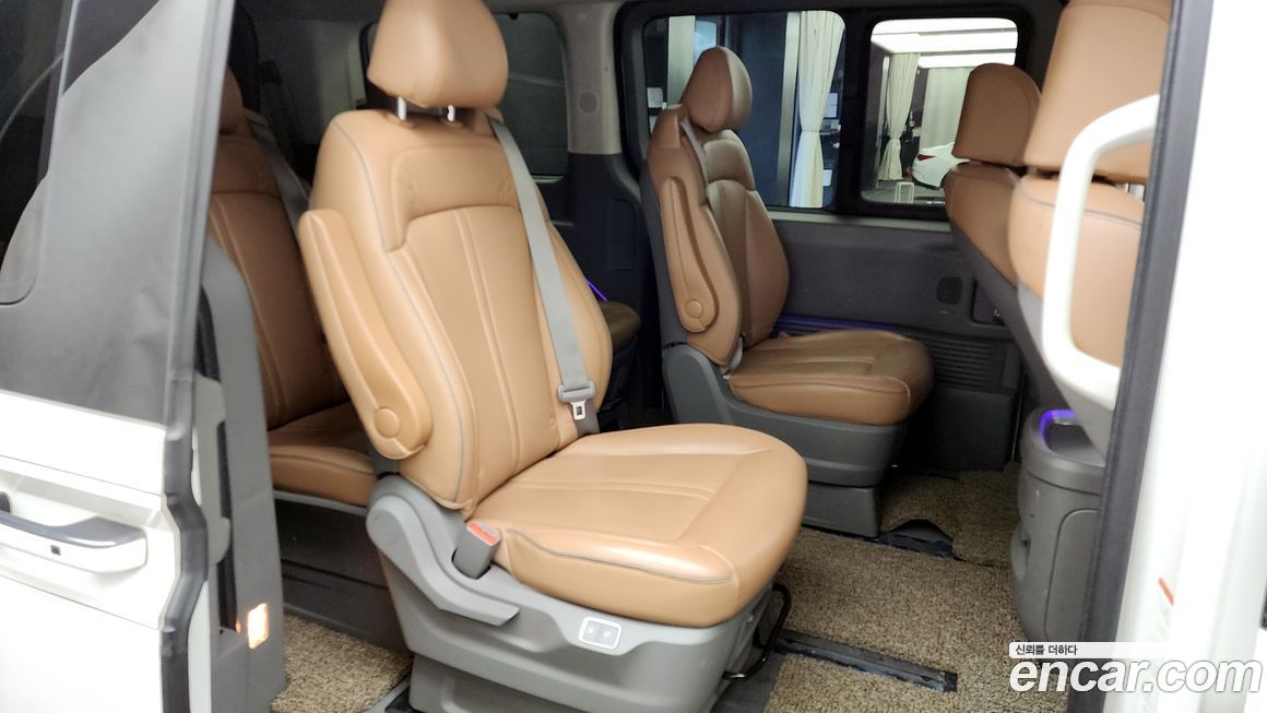Hyundai Staria 2022