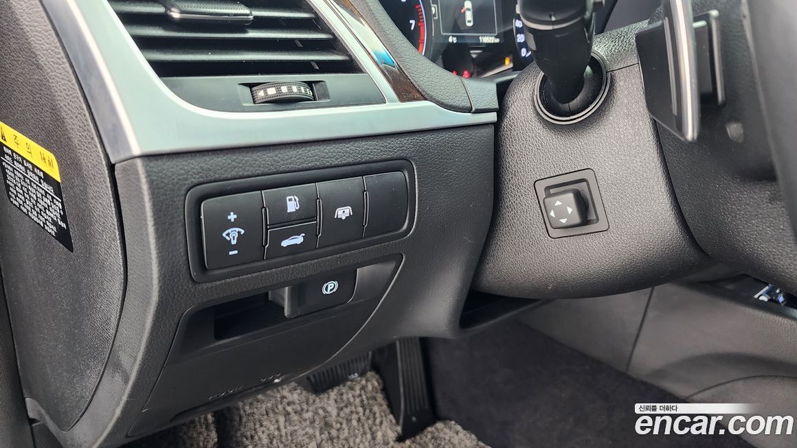 Hyundai Genesis 2015