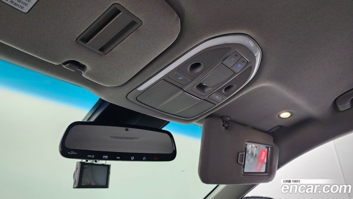 Hyundai Genesis 2015