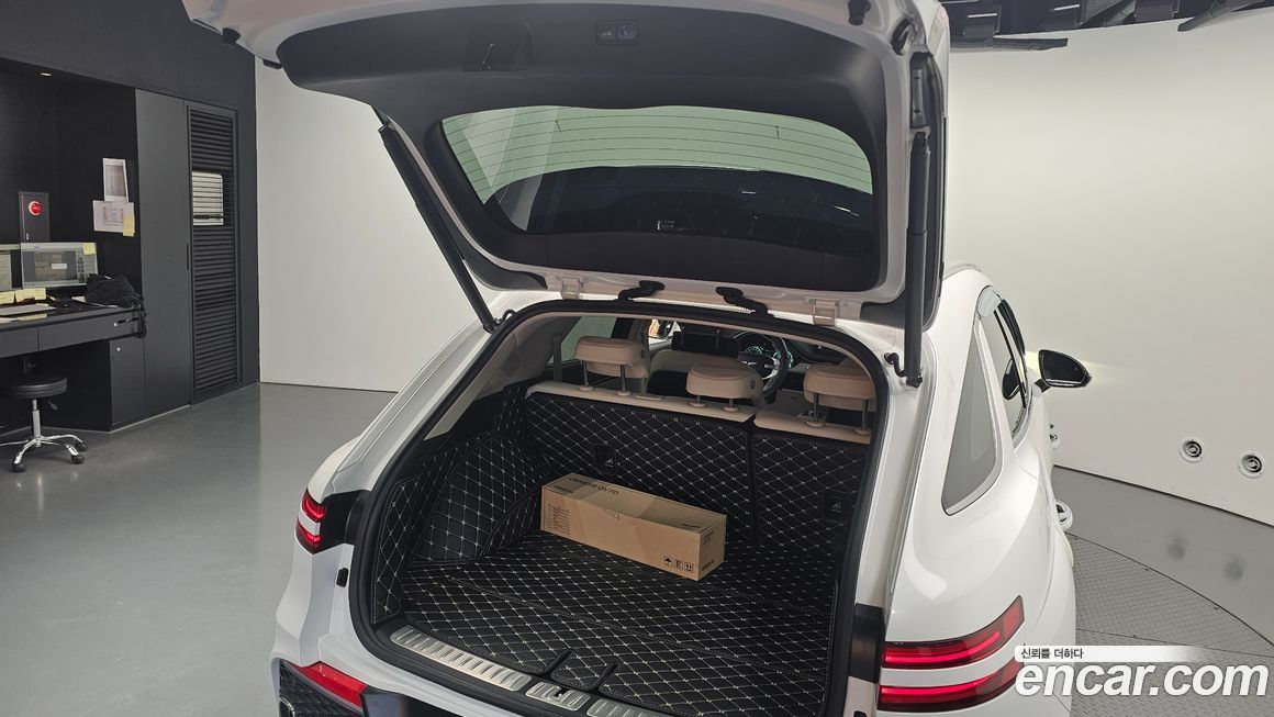 Genesis GV70 2024