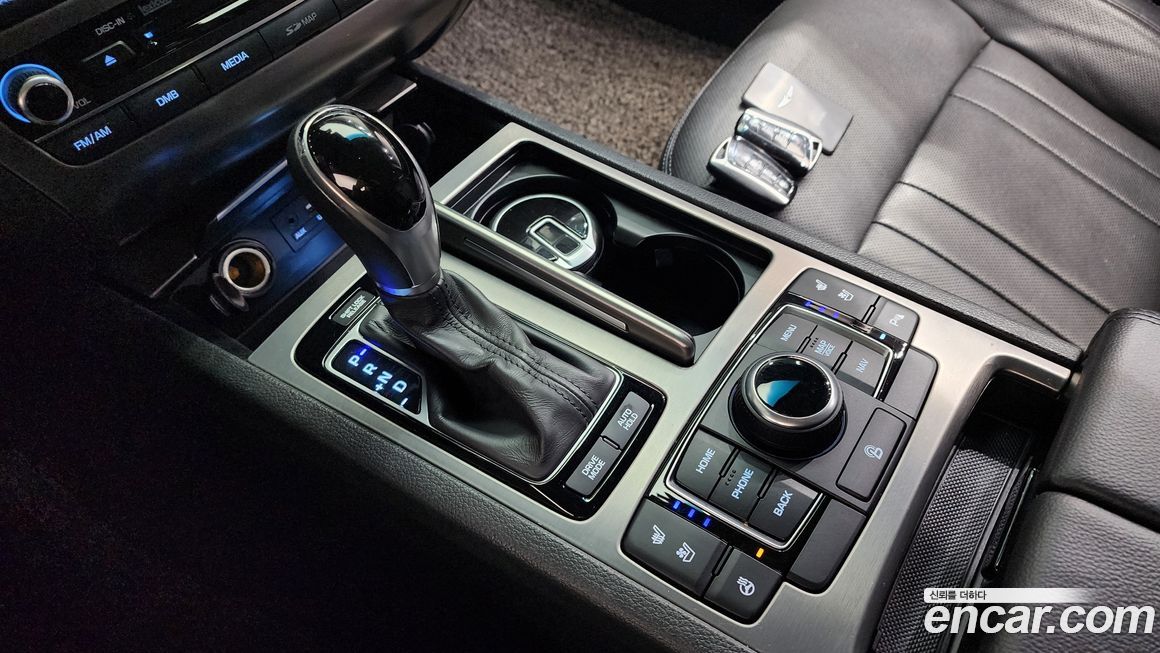 Hyundai Genesis 2015