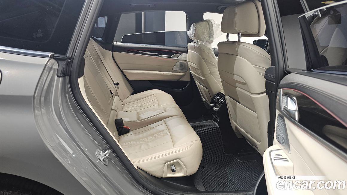 BMW Gran Turismo 2021