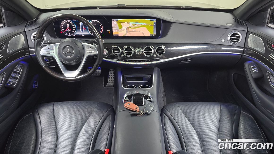 Mercedes-Benz S-Class 2020