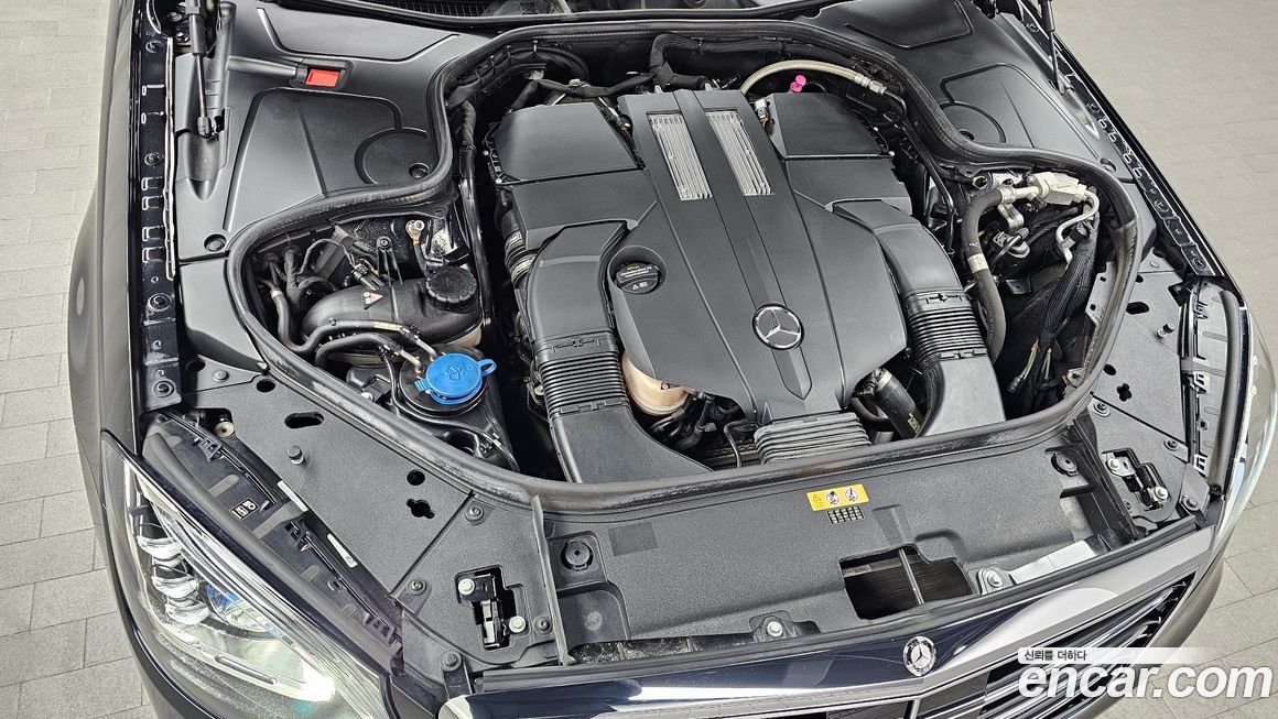 Mercedes-Benz S-Class 2020