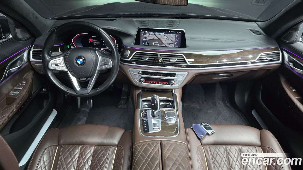 BMW 7-Series 2021