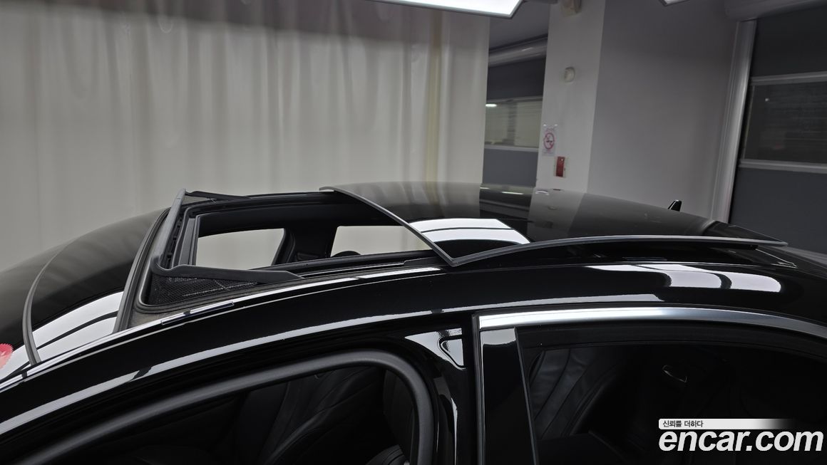 Mercedes-Benz S-Class 2020