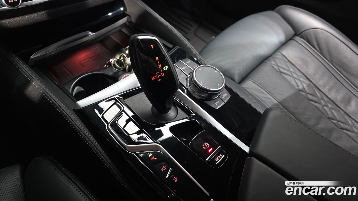 BMW Gran Turismo 2024