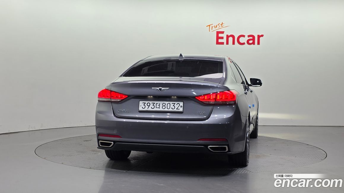 Hyundai Genesis 2016