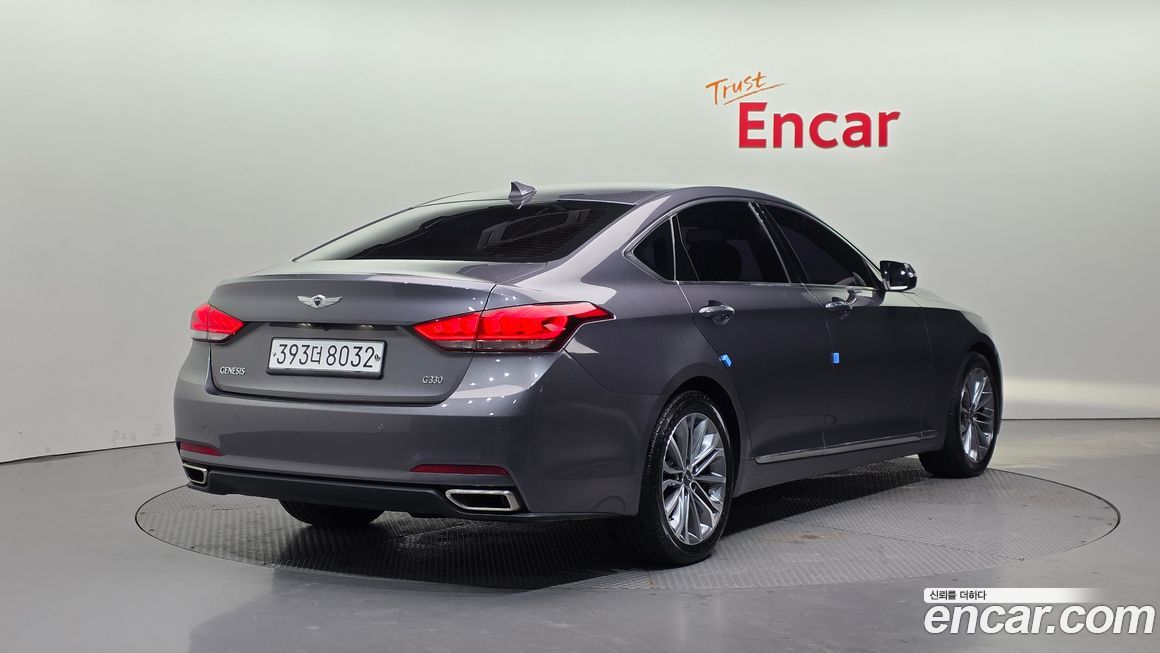 Hyundai Genesis 2016