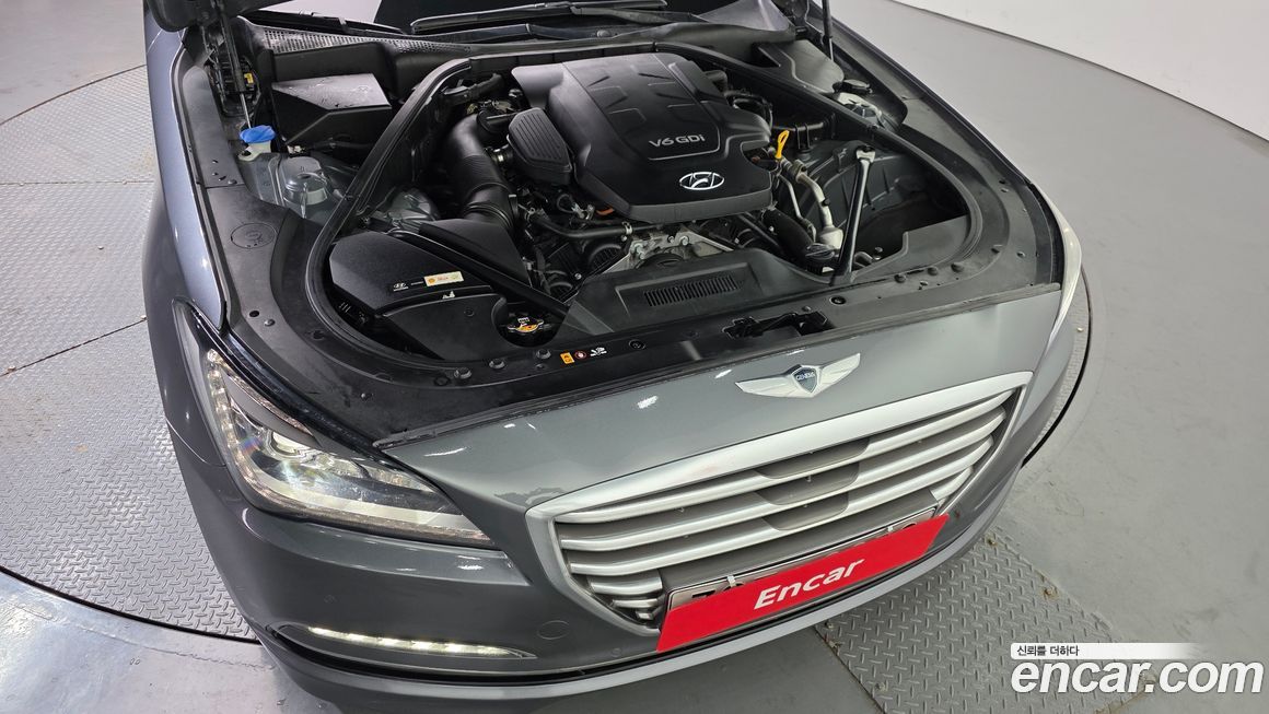 Hyundai Genesis 2016