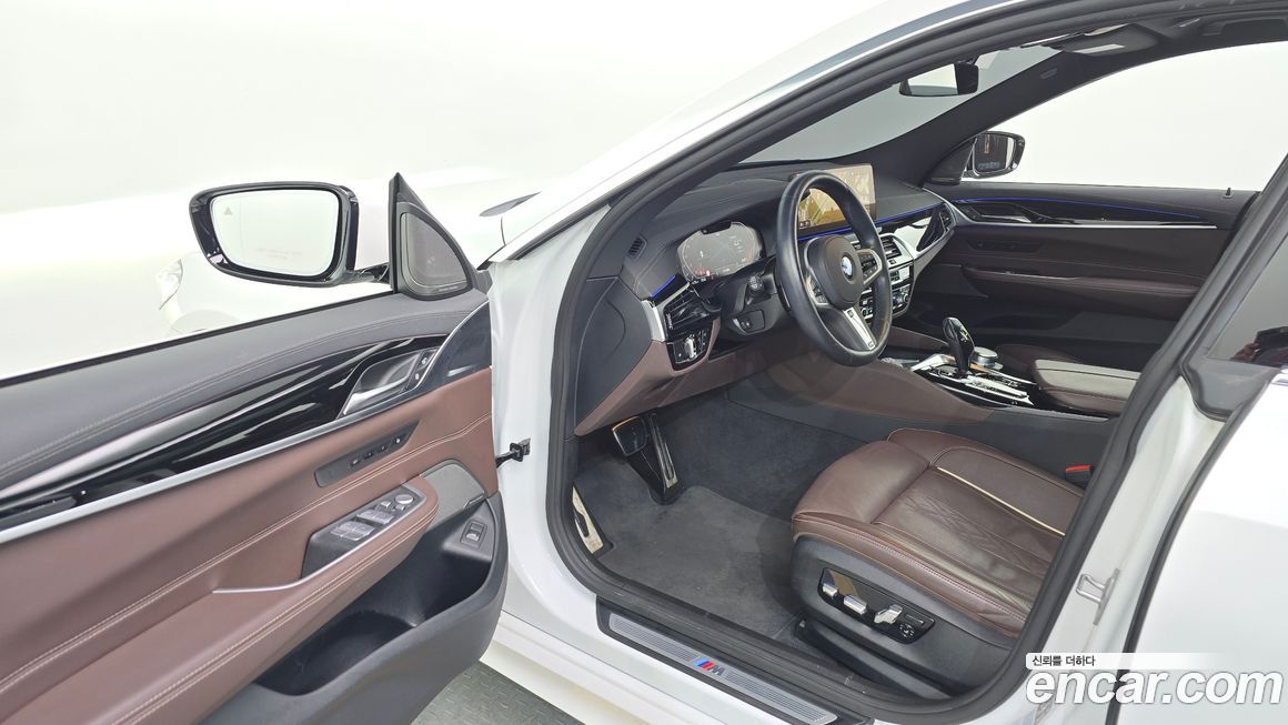 BMW Gran Turismo 2024