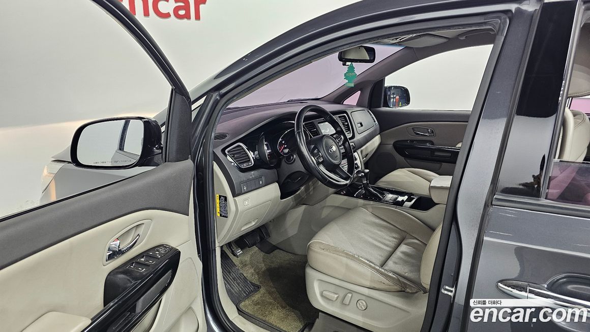 Kia Canival 2017