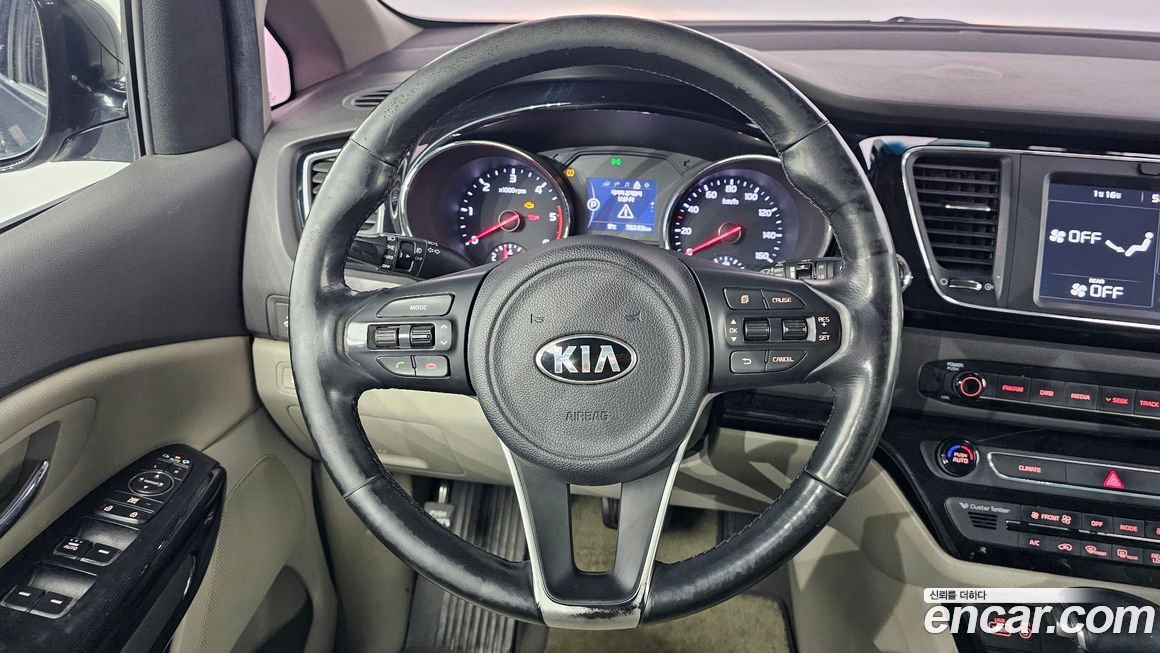 Kia Canival 2017