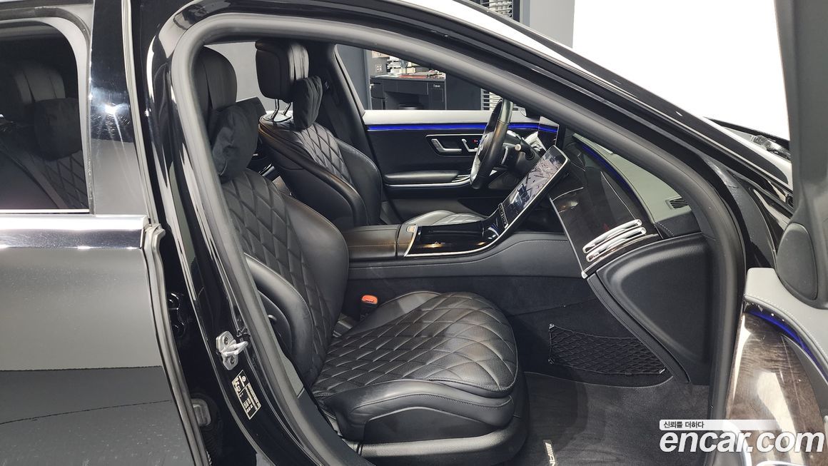 Mercedes-Benz S-Class 2021