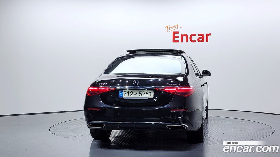 Mercedes-Benz S-Class 2021