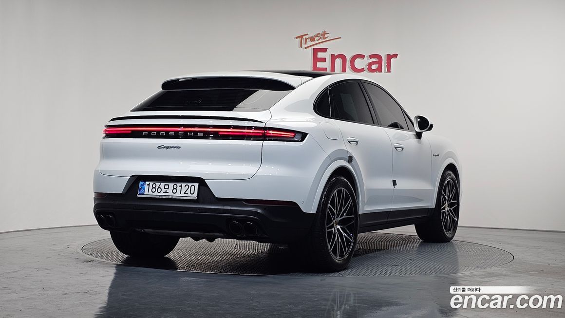 Porsche Cayenne 2024