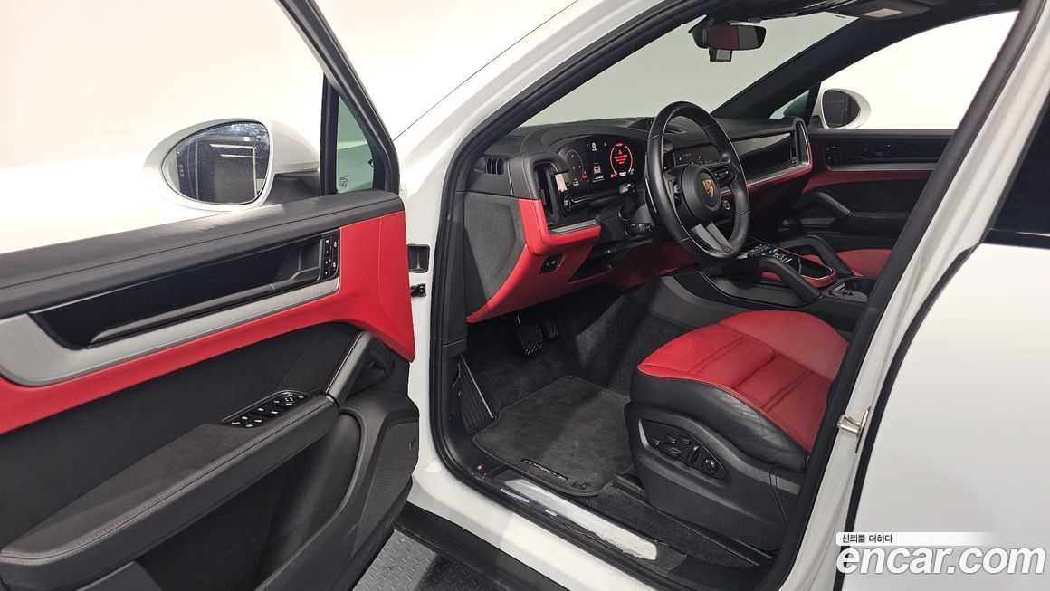 Porsche Cayenne 2024