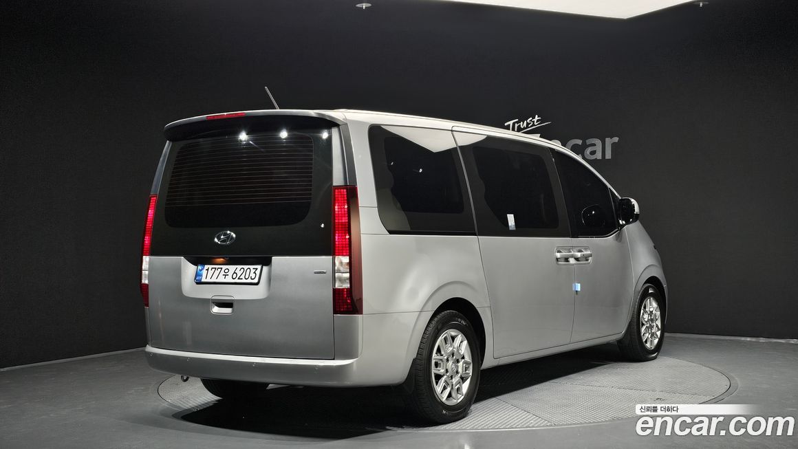 Hyundai Staria 2024