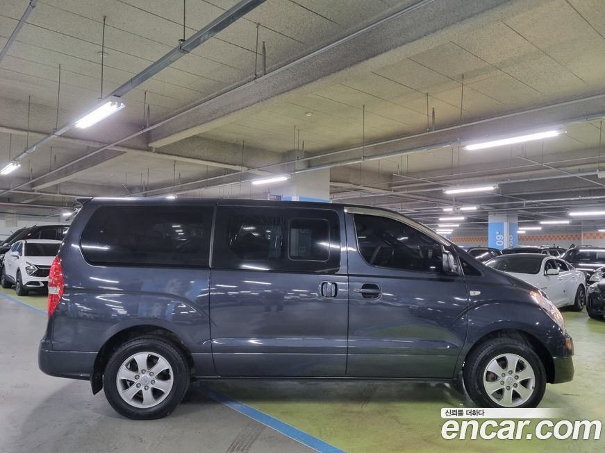 Hyundai Starex 2016