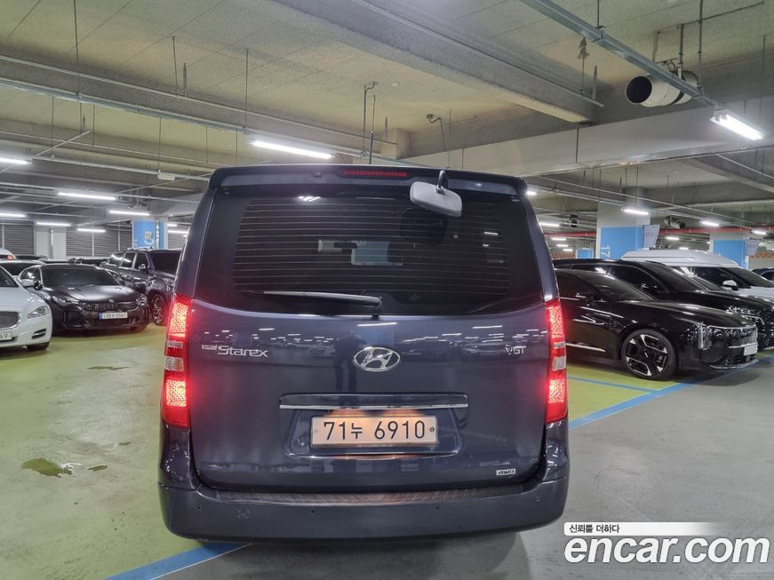 Hyundai Starex 2016