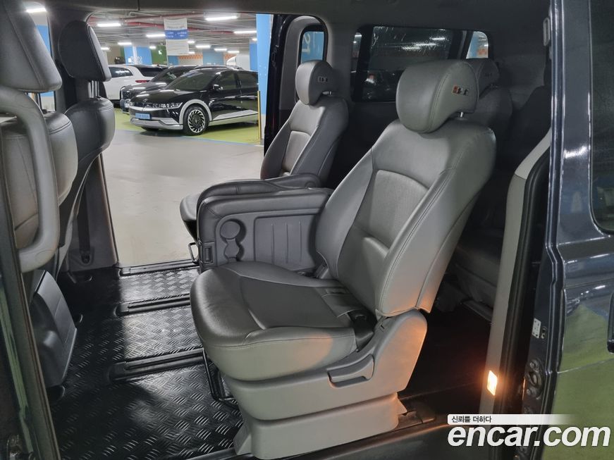 Hyundai Starex 2016
