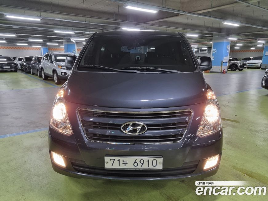 Hyundai Starex 2016