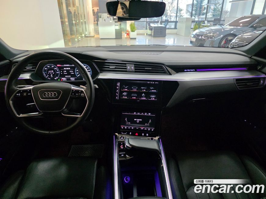 Audi e-tron 2022