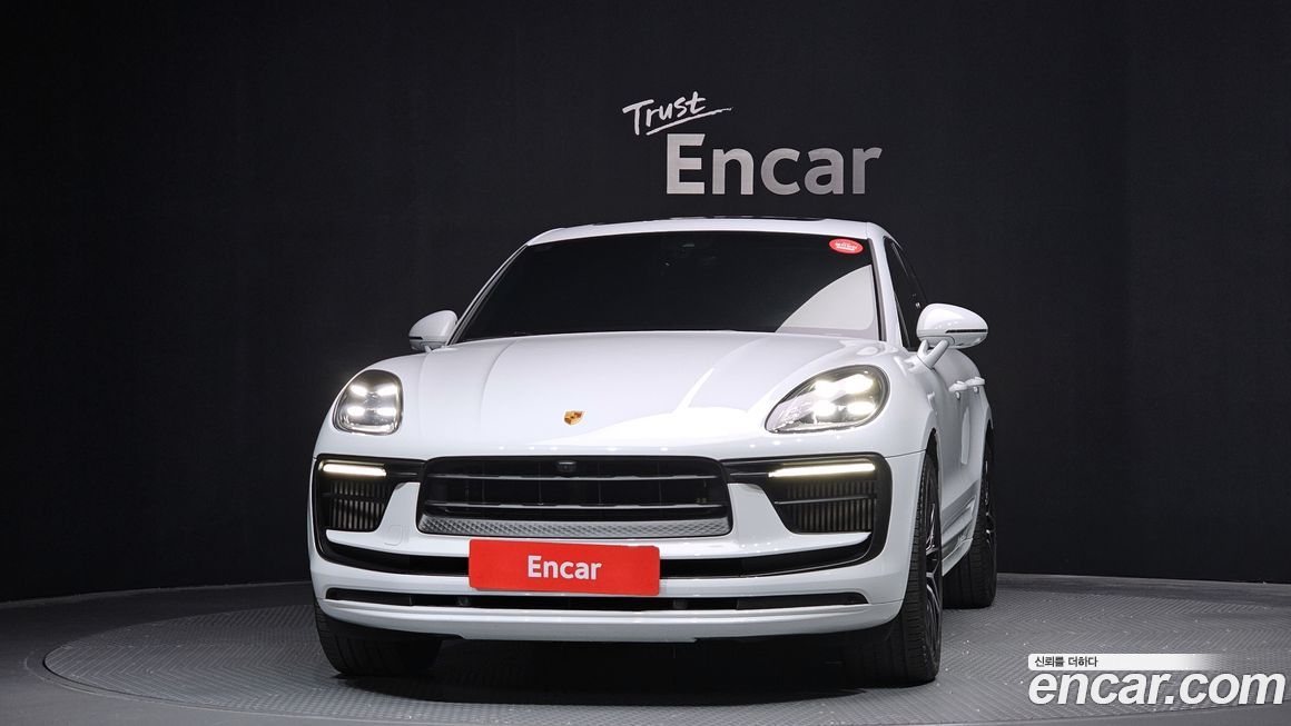 Porsche Macan 2022