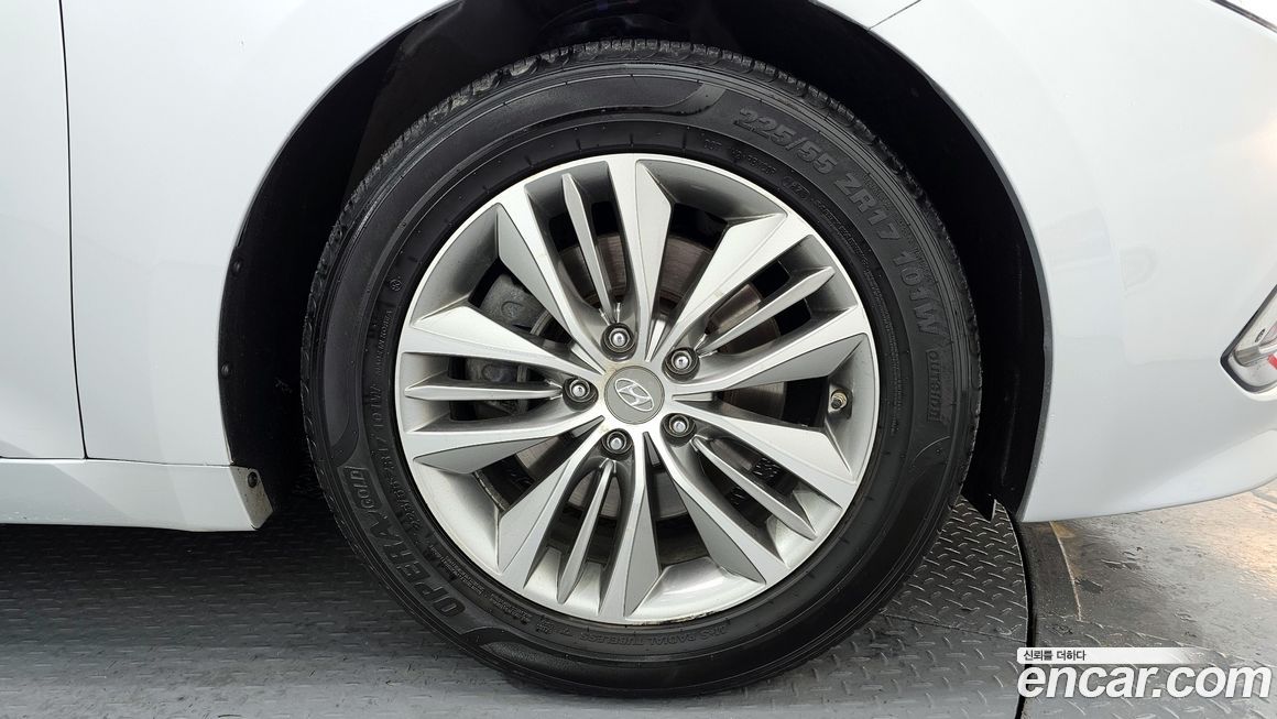 Hyundai Grandeur 2017