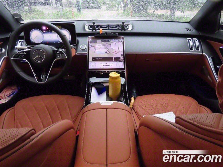Mercedes-Benz S-Class 2025