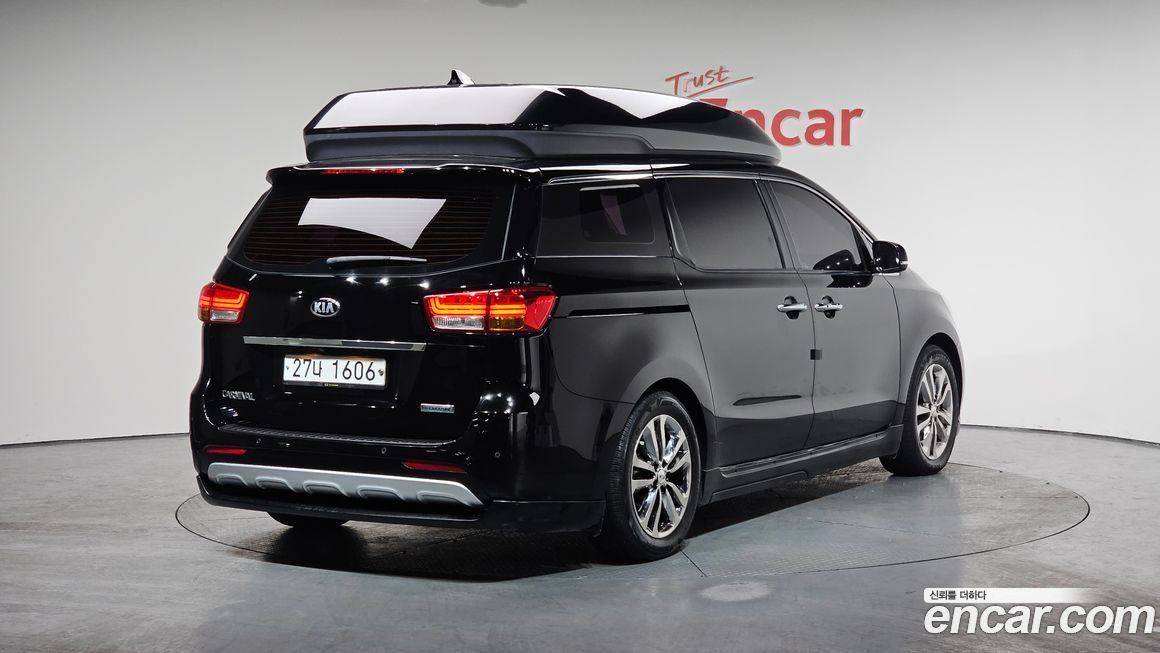 Kia Canival 2018
