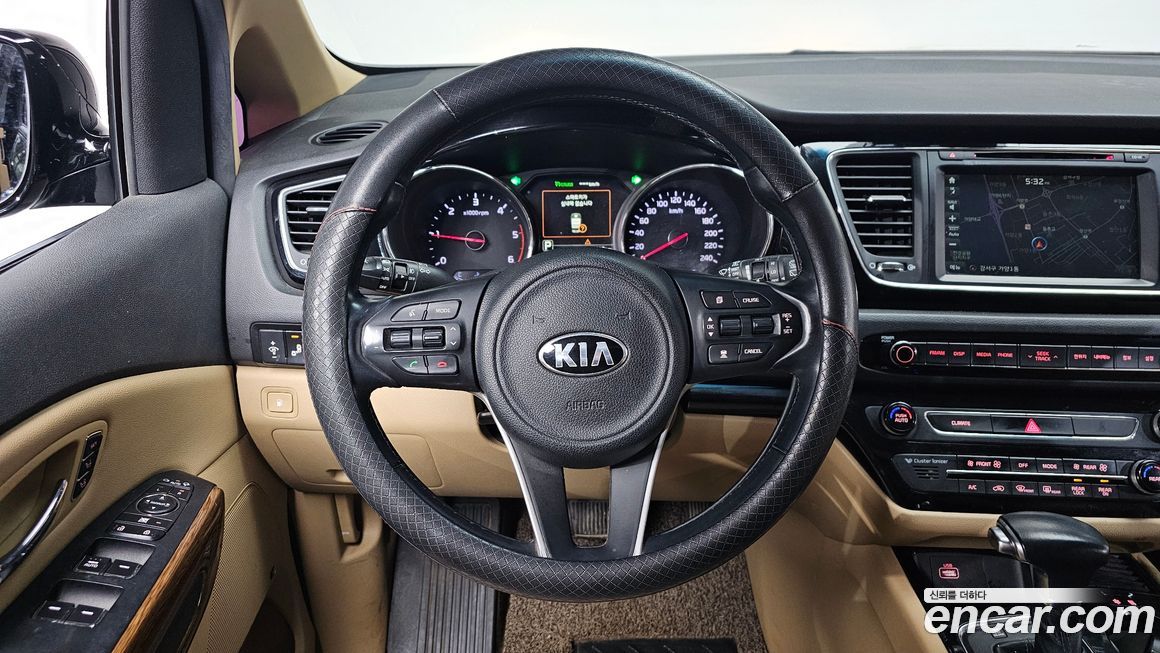 Kia Canival 2018