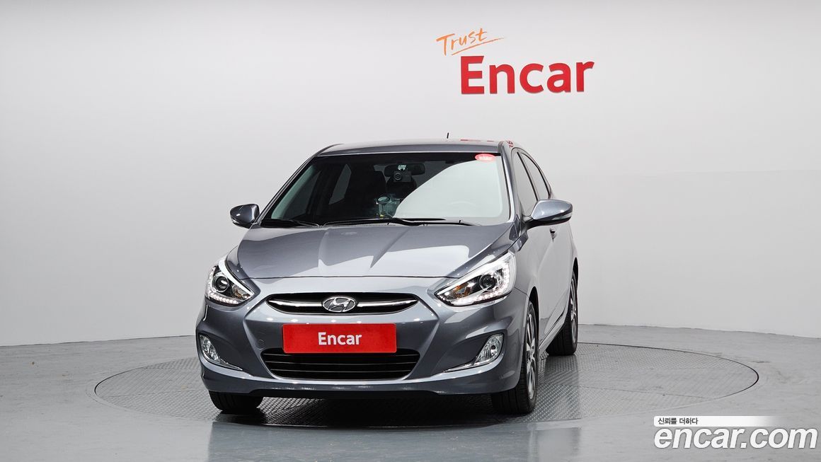 Hyundai Accent 2015
