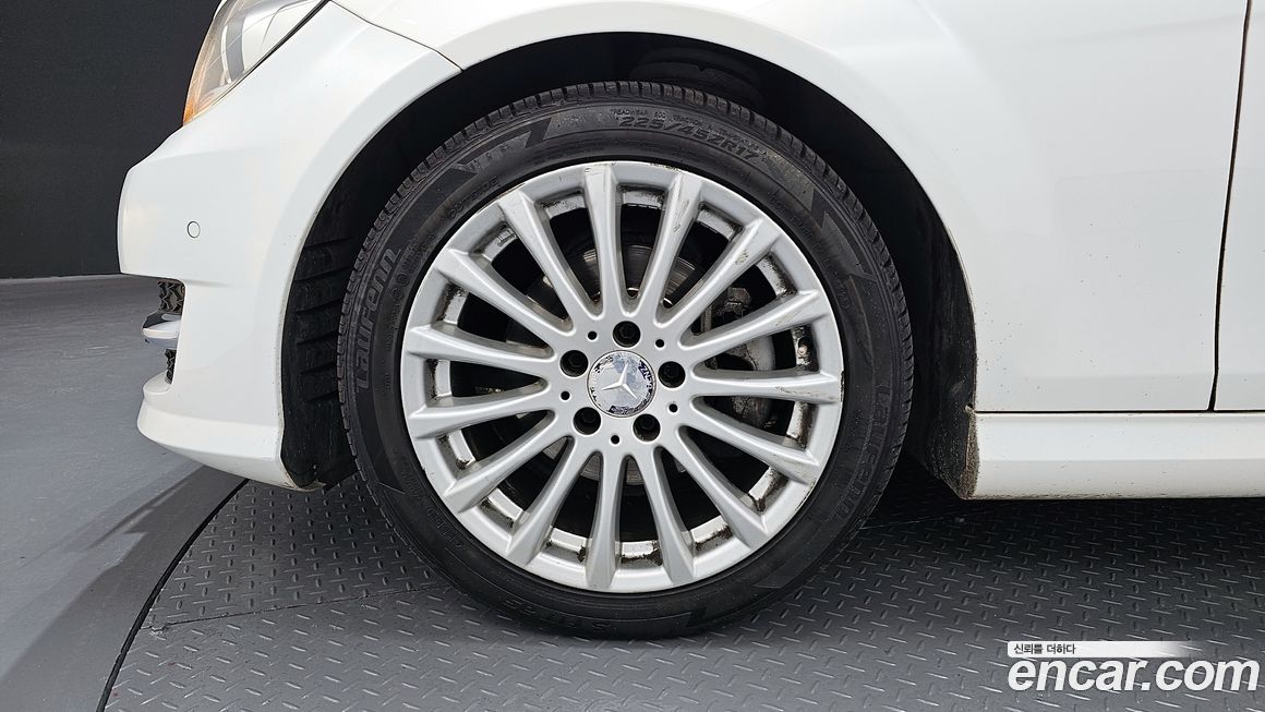 Mercedes-Benz C-Class 2014