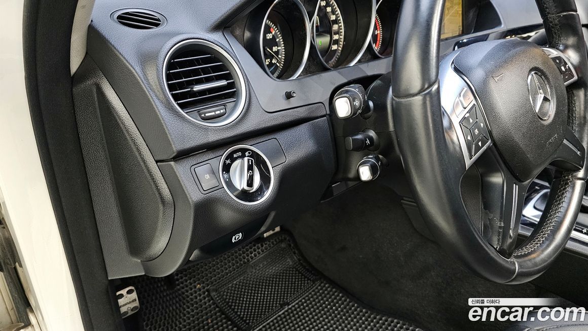 Mercedes-Benz C-Class 2014