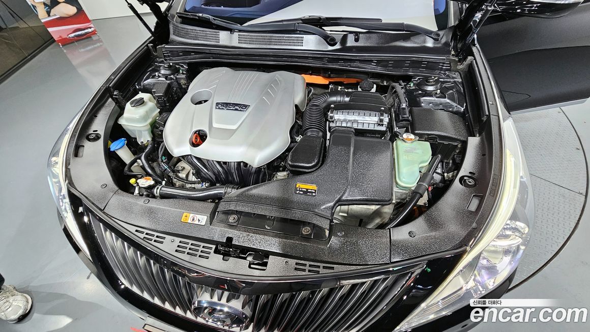 Hyundai Grandeur 2016