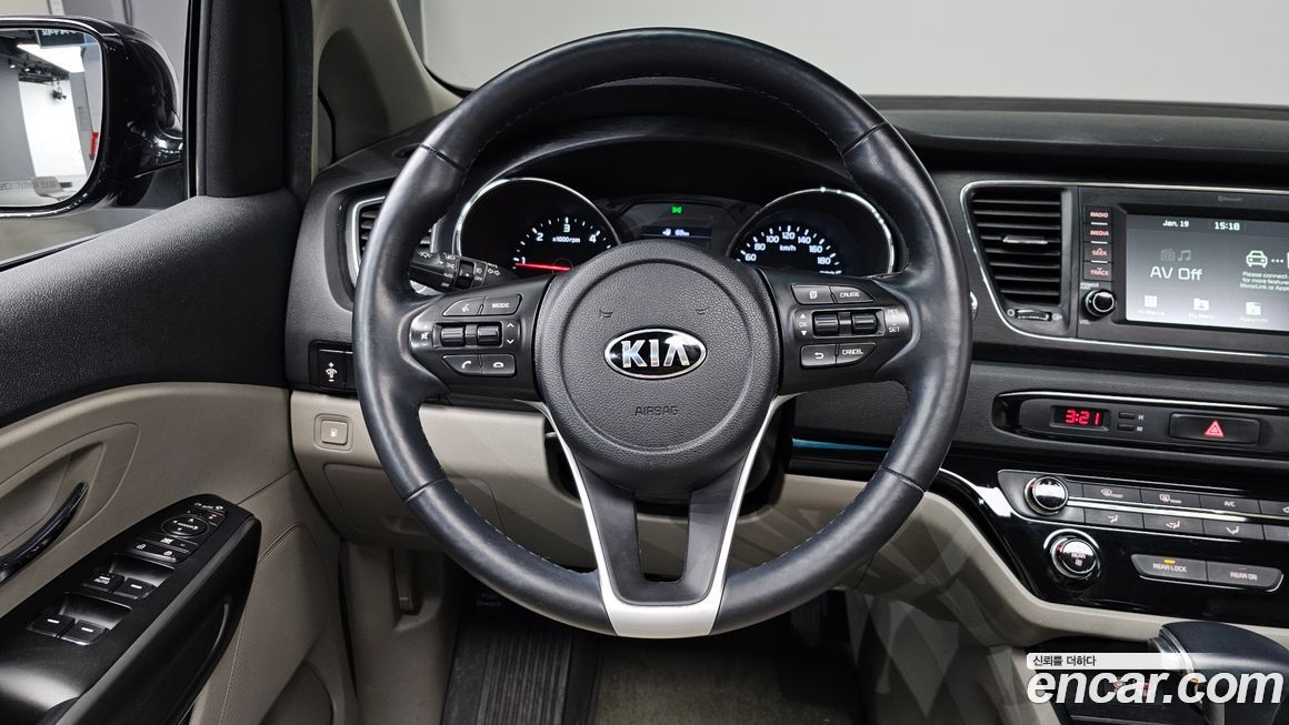 Kia Canival 2019