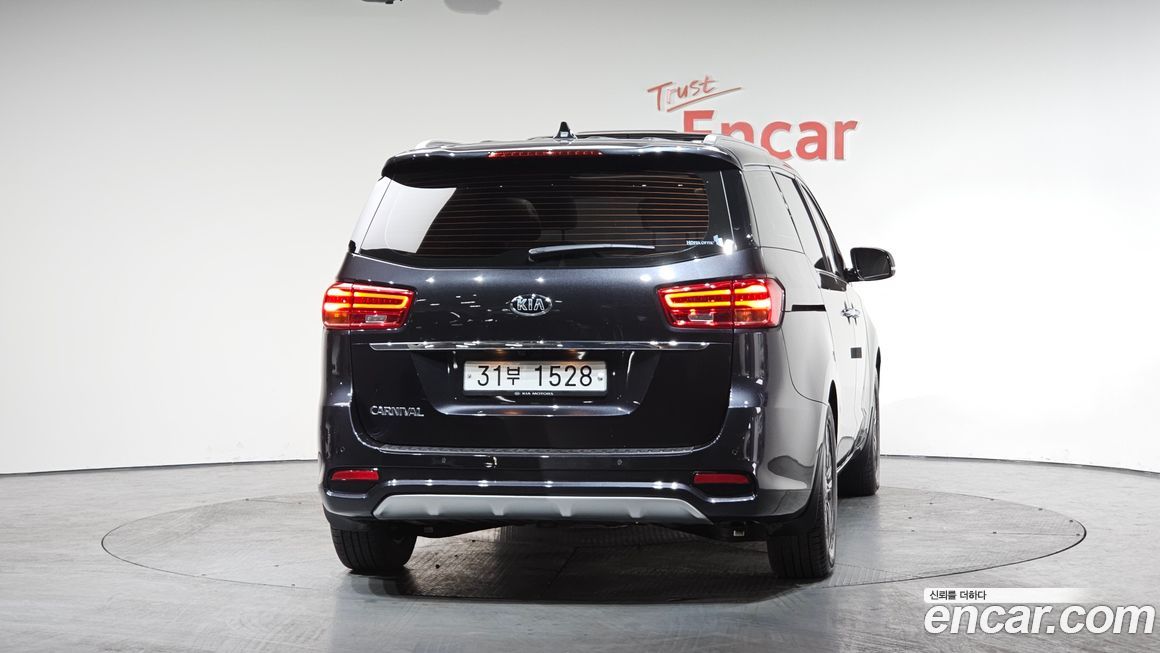 Kia Canival 2019