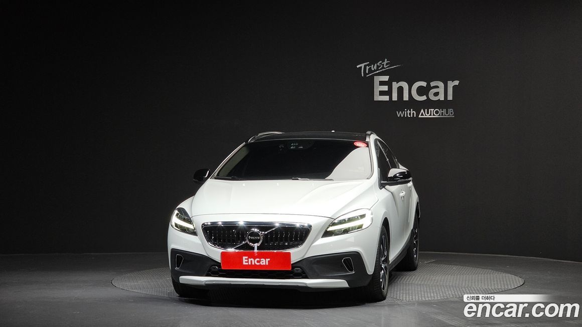 Volvo V40 2019