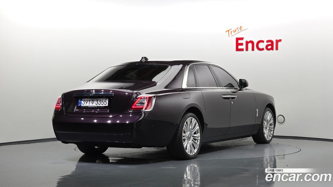 Rolls-Royce Ghost 2023