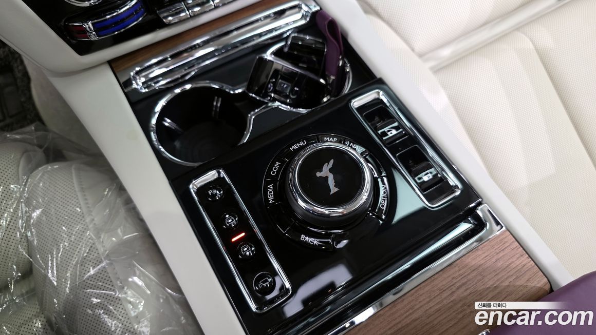 Rolls-Royce Ghost 2023