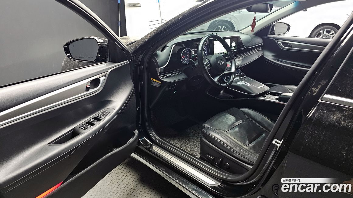 Hyundai Grandeur 2020