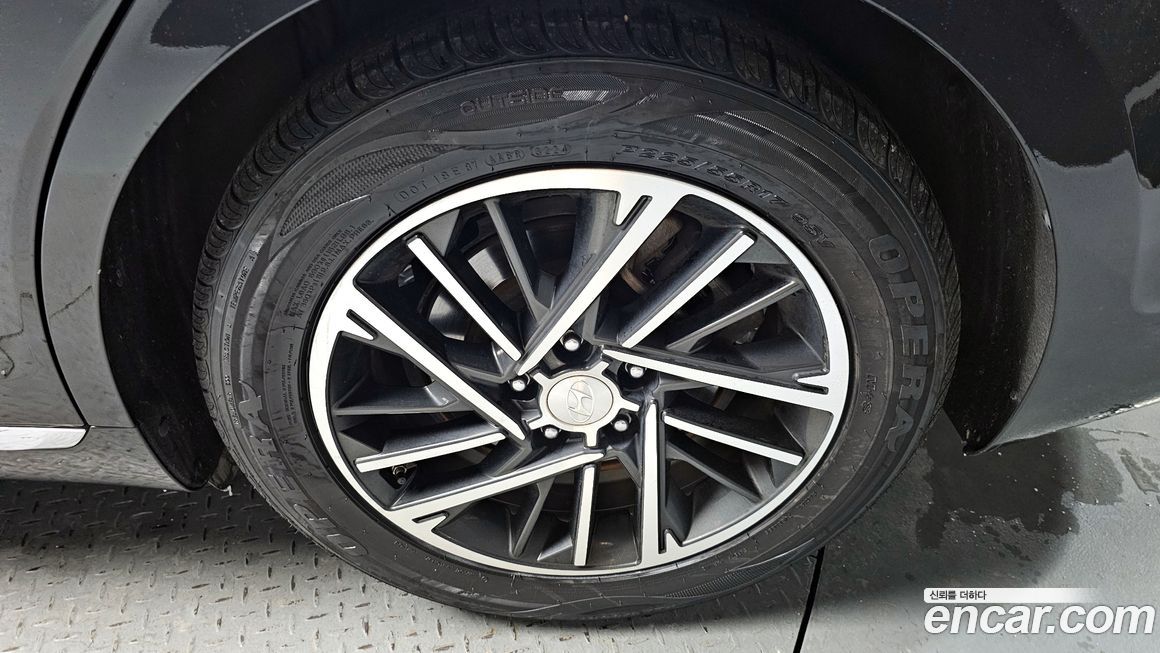 Hyundai Grandeur 2020