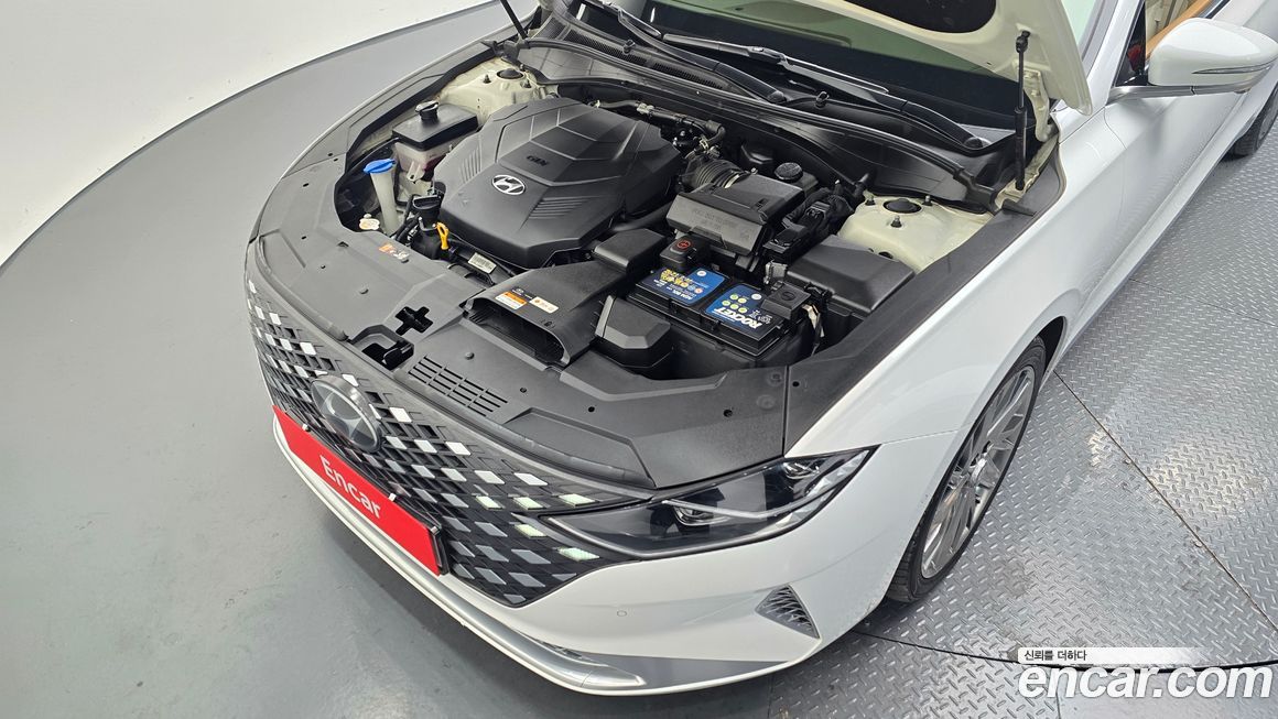 Hyundai Grandeur 2020