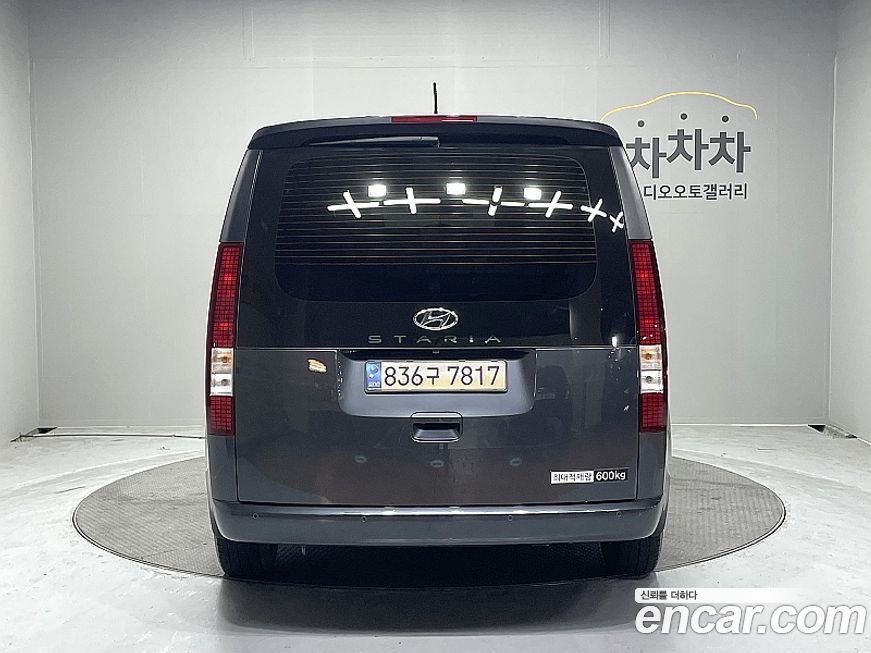 Hyundai Staria 2023