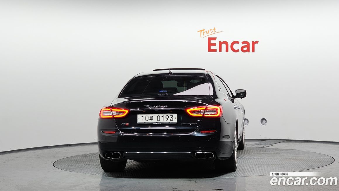 Maserati Quattroporte 2016