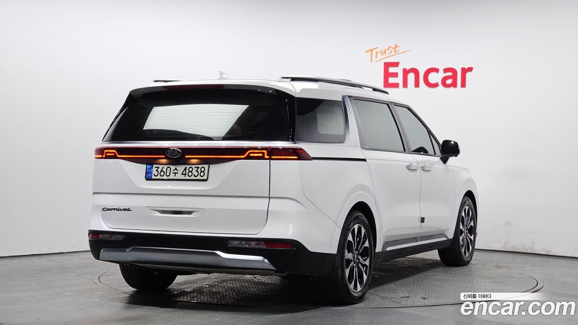 Kia Canival 2021