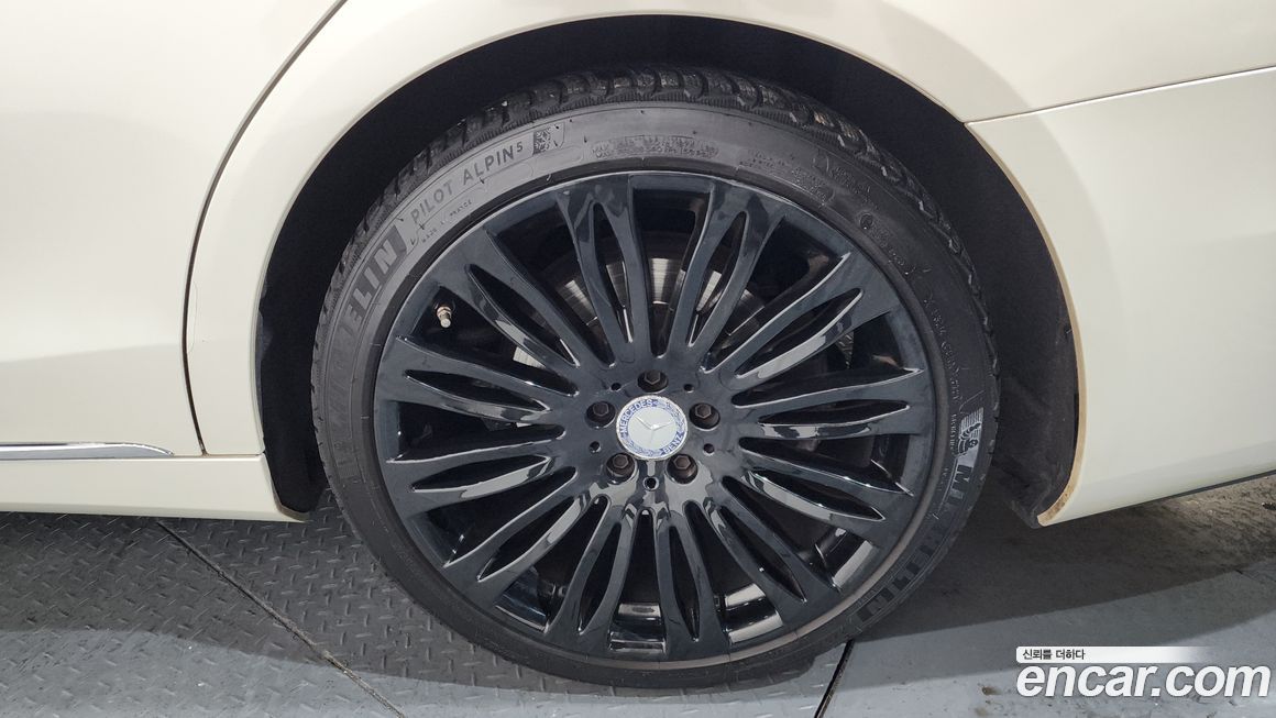 Mercedes-Benz S-Class 2015