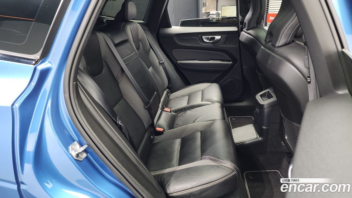 Volvo XC60 2021